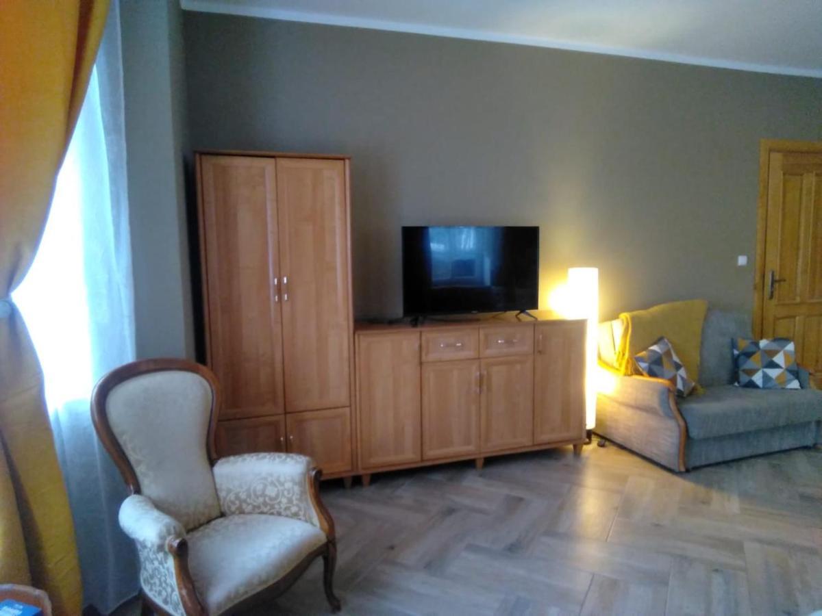 Sunny Bear Bed & Breakfast Jelenia Góra Buitenkant foto