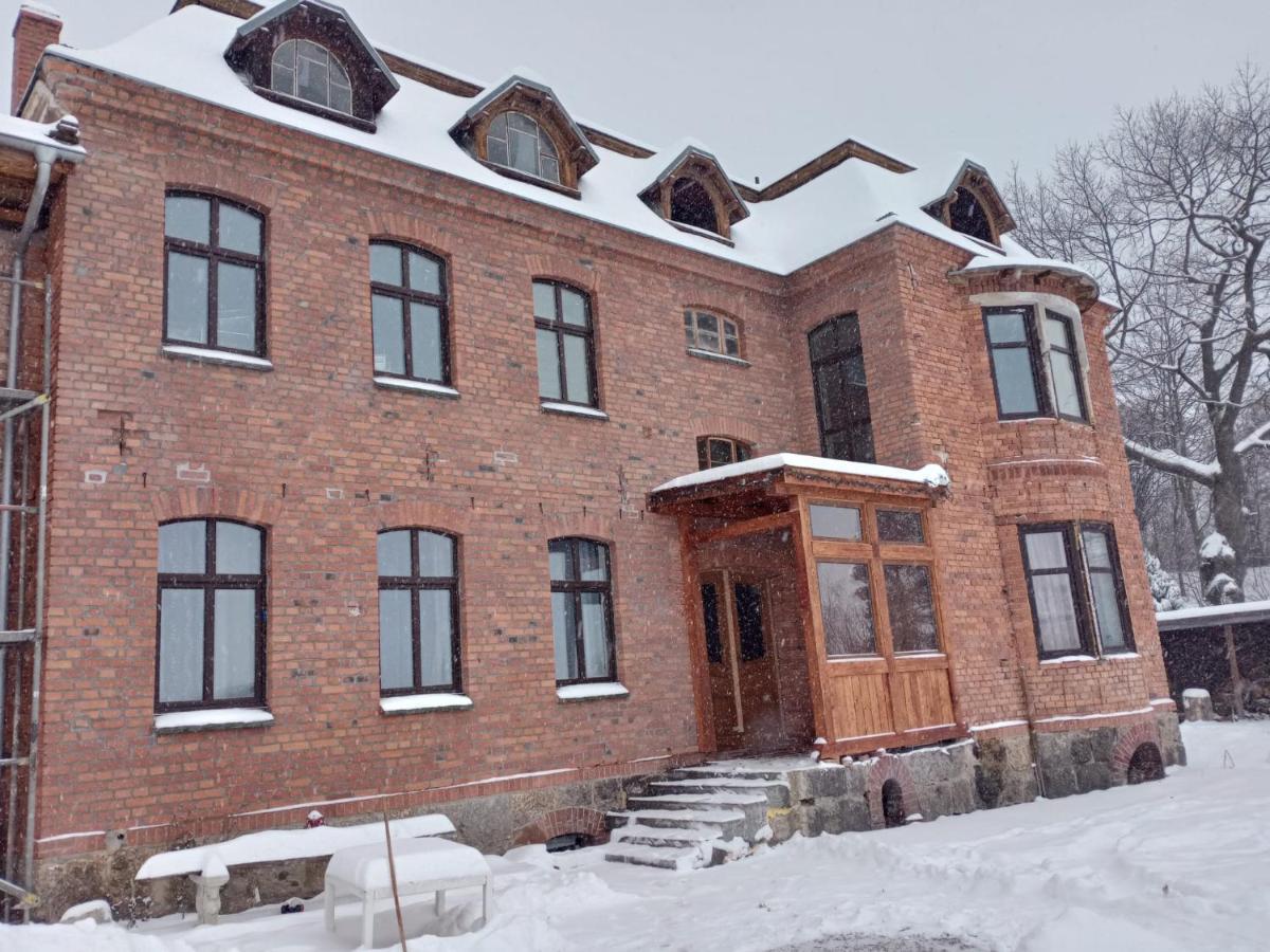 Sunny Bear Bed & Breakfast Jelenia Góra Buitenkant foto